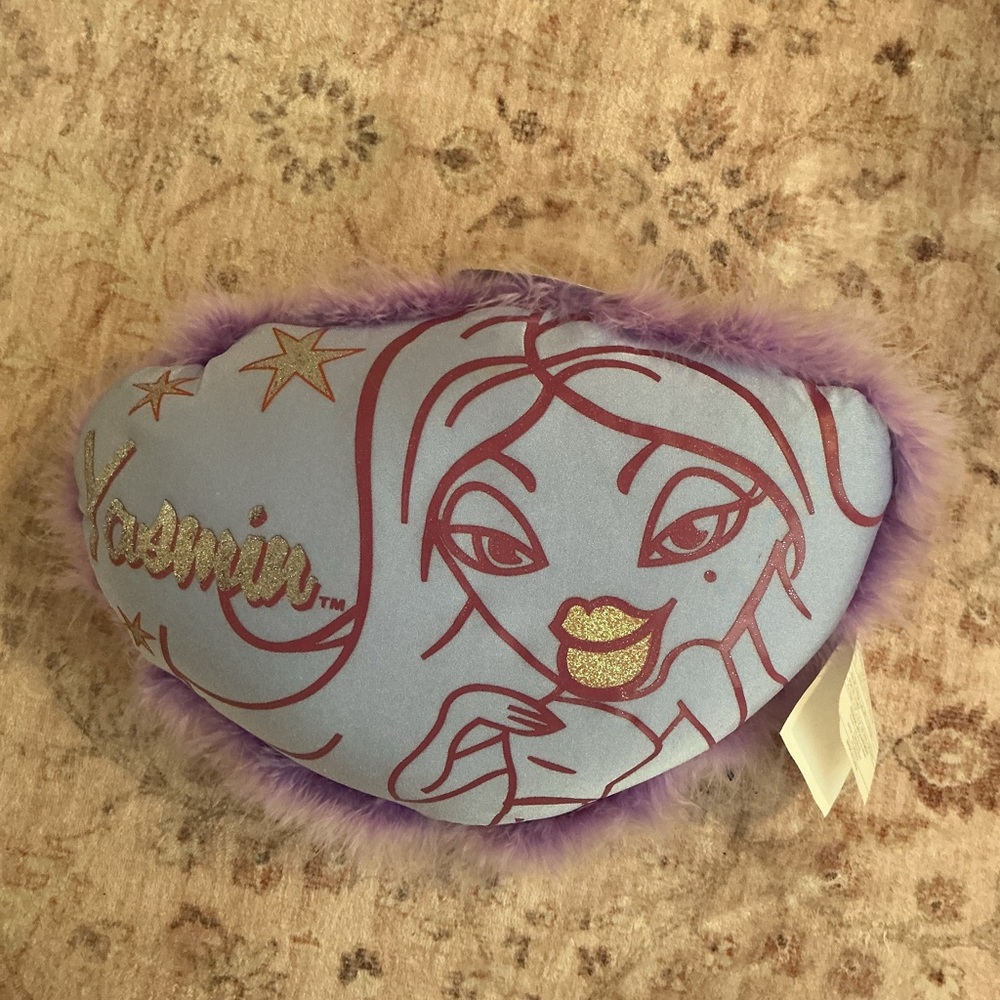 Livin' Bratz PJ Party Pillow (Yasmin)